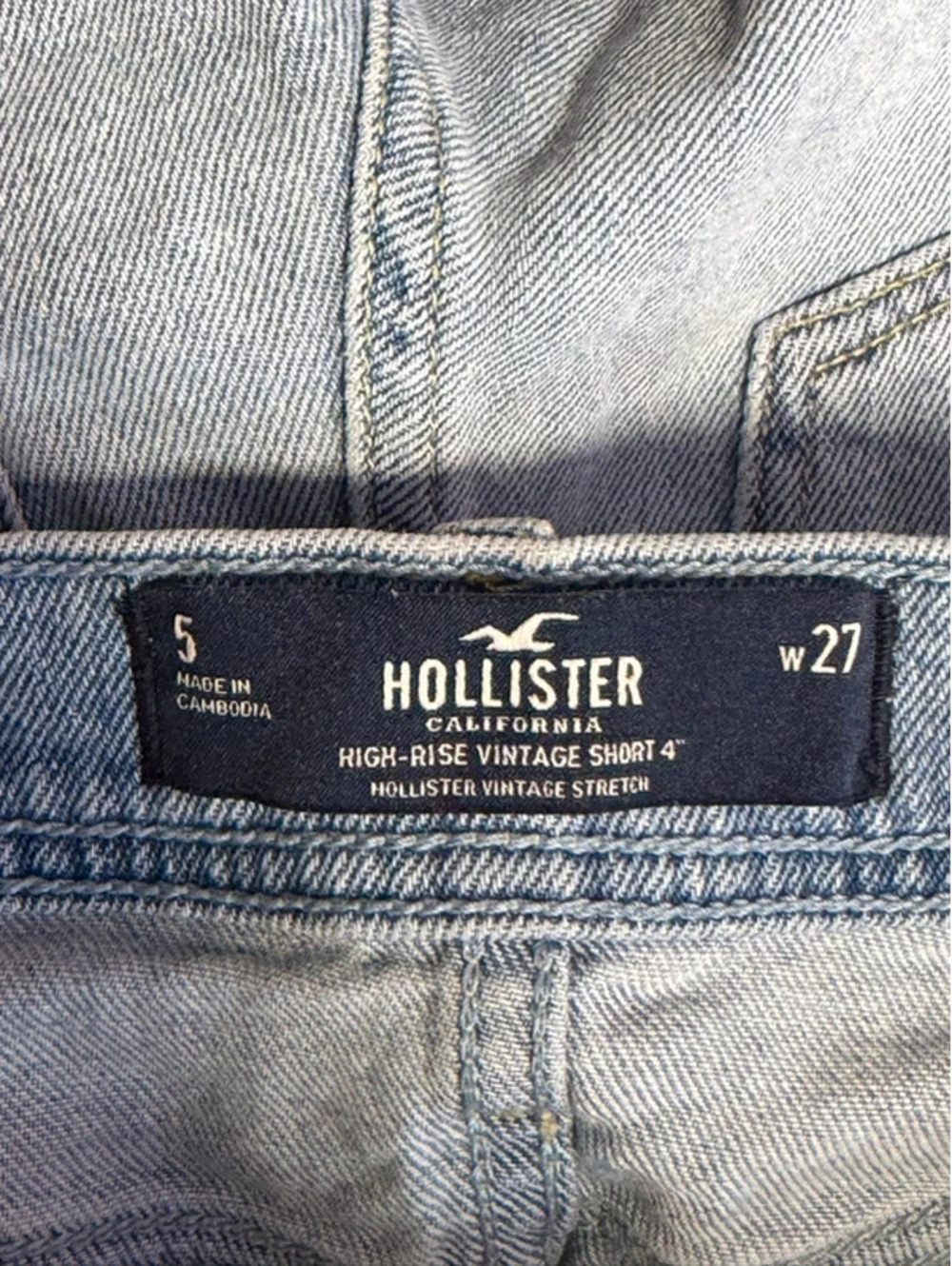 Hollister High Rise Vintage Short 4 Inch Distressed Denim Cut Off Light Wash 5 - Picture 5 of 6